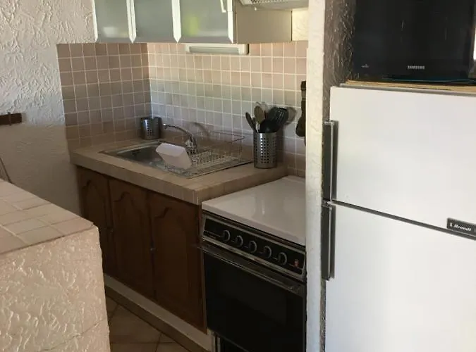 Rez-de Piscine Appartement *